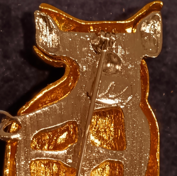 Pig Brooch by LC - Picture 6 of 10